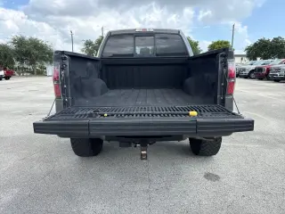 Ford F-150 2013 4x4 FX4 4 puertas SuperCrew Styleside 5.5 pies. SB