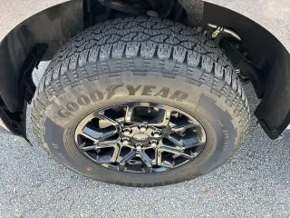 Ford F-150 2024 4x4 XLT 4 puertas SuperCrew 5.5 pies. SB