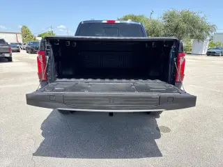 Ford F-150 2024 4x4 XLT 4 puertas SuperCrew 5.5 pies. SB