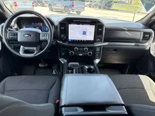Ford F-150 2024 4x4 XLT 4 puertas SuperCrew 5.5 pies. SB