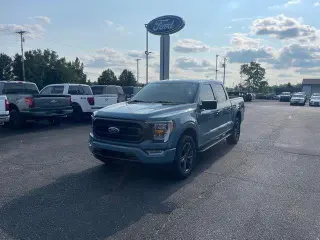 Ford F-150 2023 4x4 Lariat 4 puertas SuperCrew 5.5 pies. SB