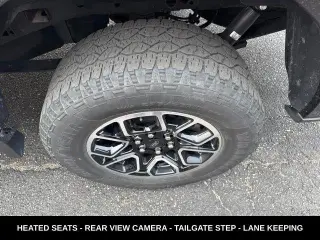 Ford F-150 2023 4x4 XLT 4 puertas SuperCrew 5.5 pies. SB
