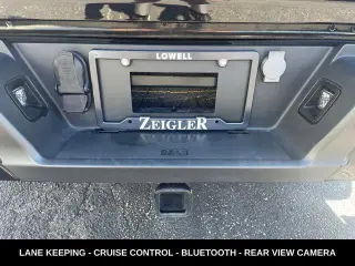Ford F-150 2023 4x4 XL 4 puertas SuperCrew 5.5 pies. SB