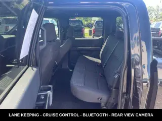 Ford F-150 2023 4x4 XL 4 puertas SuperCrew 5.5 pies. SB