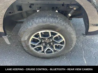 Ford F-150 2023 4x4 XL 4 puertas SuperCrew 5.5 pies. SB