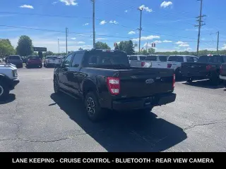 Ford F-150 2023 4x4 XL 4 puertas SuperCrew 5.5 pies. SB