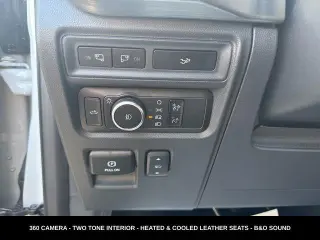 Ford F-150 2023 4x4 Lariat 4 puertas SuperCrew 5.5 pies SB