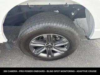 Ford F-150 2023 4x4 XL 4 puertas SuperCrew 5.5 pies. SB