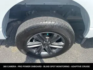 Ford F-150 2023 4x4 XL 4 puertas SuperCrew 5.5 pies. SB