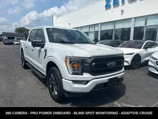 Ford F-150 2023 4x4 XL 4 puertas SuperCrew 5.5 pies. SB