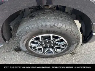 Ford F-150 2023 4x4 XLT 4 puertas SuperCrew 5.5 pies. SB