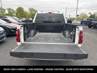 Ford F-150 2024 4x4 STX 4 puertas SuperCrew 5.5 pies. SB