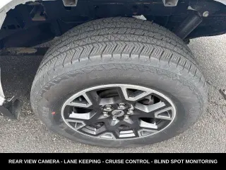 Ford F-150 2024 4x4 STX 4 puertas SuperCrew 5.5 pies. SB