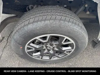 Ford F-150 2024 4x4 STX 4 puertas SuperCrew 5.5 pies. SB