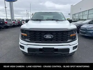 Ford F-150 2024 4x4 STX 4 puertas SuperCrew 5.5 pies. SB