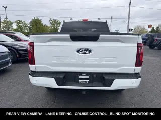 Ford F-150 2024 4x4 STX 4 puertas SuperCrew 5.5 pies. SB