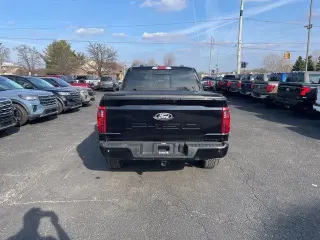 Ford F-150 2024 4x4 XLT 4 puertas SuperCrew 5.5 pies. SB