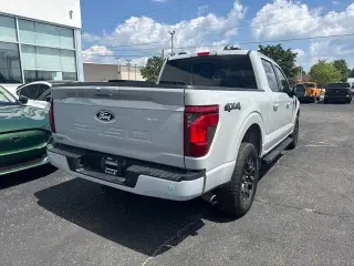 Ford F-150 2024 4x4 XLT 4 puertas SuperCrew 5.5 pies. SB