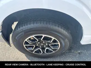 Ford F-150 2023 4x4 XL 4 puertas SuperCab 6.5 pies. SB