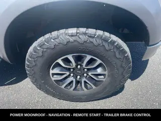 Ford F-150 2012 4x4 SVT Raptor 4 puertas SuperCrew Styleside 5.5 pies SB
