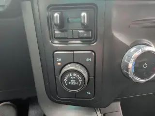 Ford F-150 2024 4x4 XLT 4 puertas SuperCrew 6.5 pies. SB