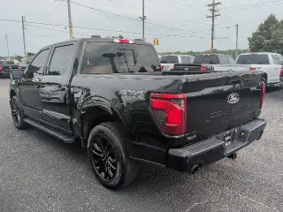 Ford F-150 2024 4x4 XLT 4 puertas SuperCrew 6.5 pies. SB