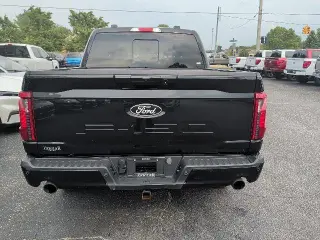 Ford F-150 2024 4x4 XLT 4 puertas SuperCrew 6.5 pies. SB