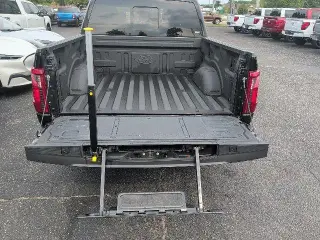 Ford F-150 2024 4x4 XLT 4 puertas SuperCrew 6.5 pies. SB