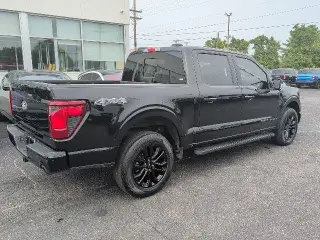 Ford F-150 2024 4x4 XLT 4 puertas SuperCrew 6.5 pies. SB
