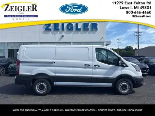 Ford Transit 2026 150 3 puertas LWB Techo Bajo Furgón de Carga