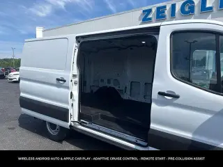 Ford Transit 2026 150 3 puertas LWB Techo Bajo Furgón de Carga