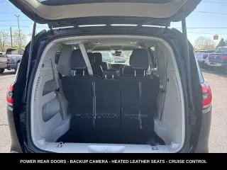 Chrysler Pacifica 2023 Touring L 4 puertas Minivan