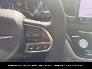 Chrysler Pacifica 2023 Touring L 4 puertas Minivan
