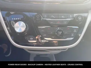 Chrysler Pacifica 2023 Touring L 4 puertas Minivan