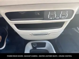 Chrysler Pacifica 2023 Touring L 4 puertas Minivan