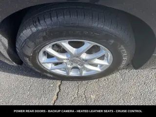 Chrysler Pacifica 2023 Touring L 4 puertas Minivan