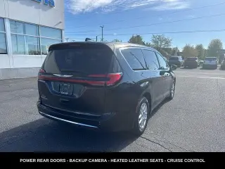 Chrysler Pacifica 2023 Touring L 4 puertas Minivan
