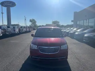 Chrysler Town and Country 2013 Touring 4 puertas Minivan