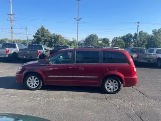 Chrysler Town and Country 2013 Touring 4 puertas Minivan