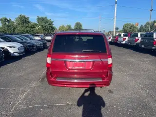 Chrysler Town and Country 2013 Touring 4 puertas Minivan