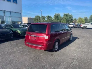 Chrysler Town and Country 2013 Touring 4 puertas Minivan