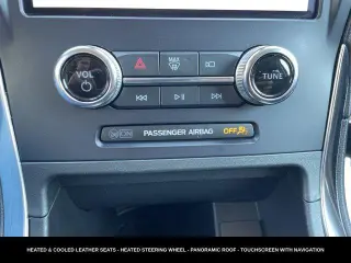 Ford Edge 2024 AWD Titanium 4 puertas SUV