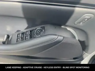 Ford Mustang Mach-E 2023 AWD Select 4 puertas SUV