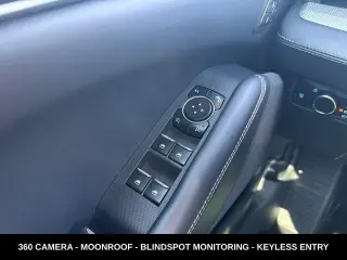 Ford Mustang Mach-E 2023 AWD California Route 1 4dr SUV