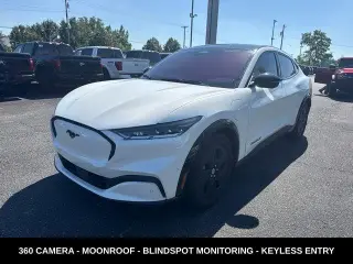 Ford Mustang Mach-E 2023 AWD California Route 1 4dr SUV