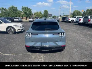 Ford Mustang Mach-E 2023 AWD Premium 4 puertas SUV