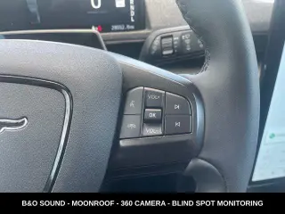 Ford Mustang Mach-E 2023 AWD Premium 4 puertas SUV