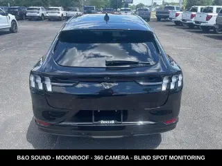 Ford Mustang Mach-E 2023 AWD Premium 4 puertas SUV
