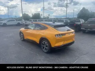 Ford Mustang Mach-E 2023 AWD Premium 4 puertas SUV
