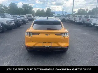 Ford Mustang Mach-E 2023 AWD Premium 4 puertas SUV